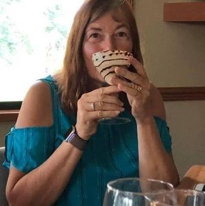 Meet your Posher, Ellen